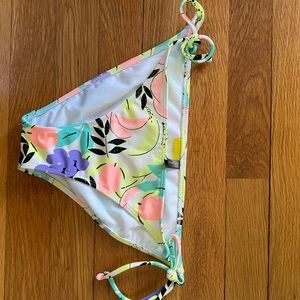 LA hearts Bikini Bottom